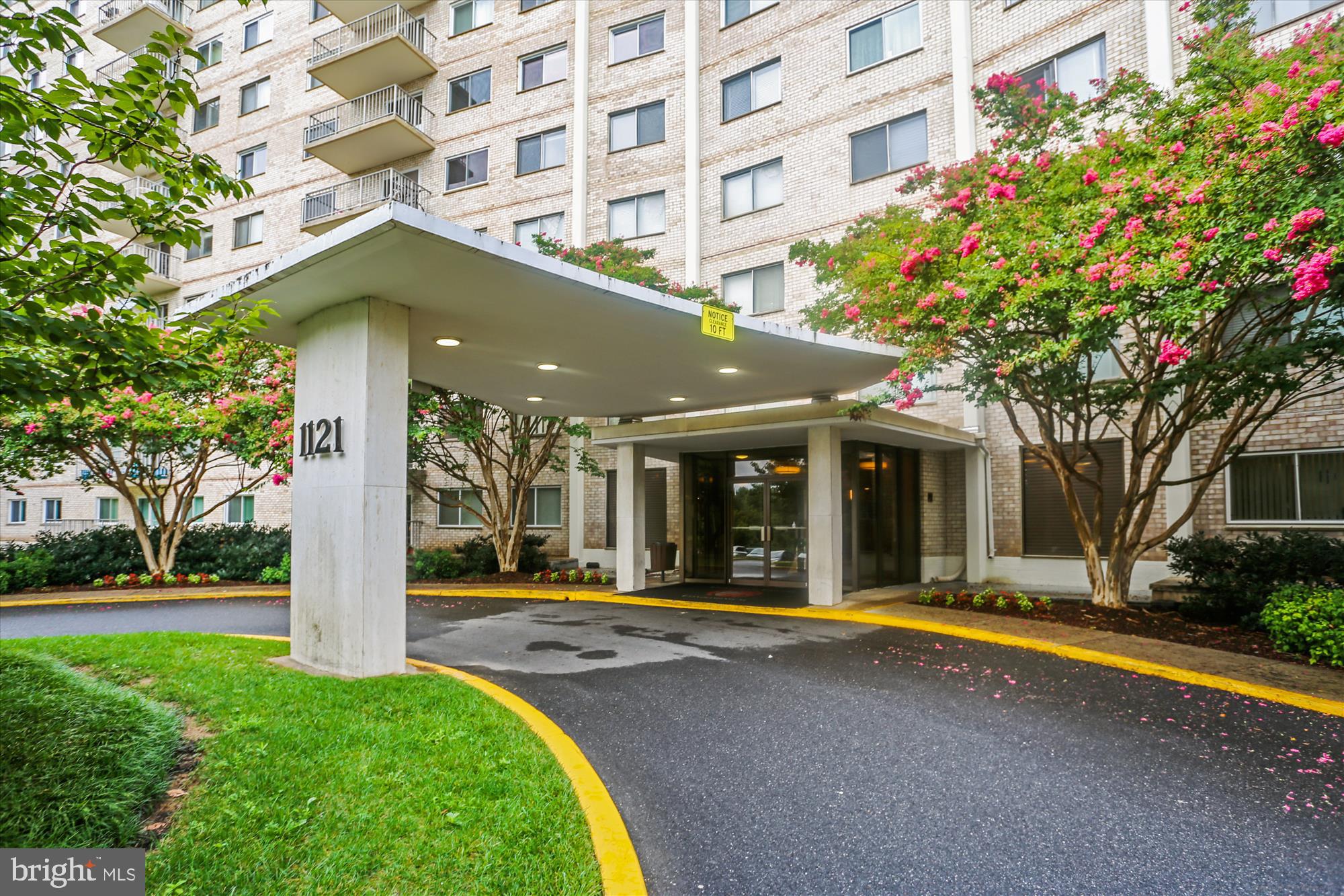 1121 University Blvd W #804-B