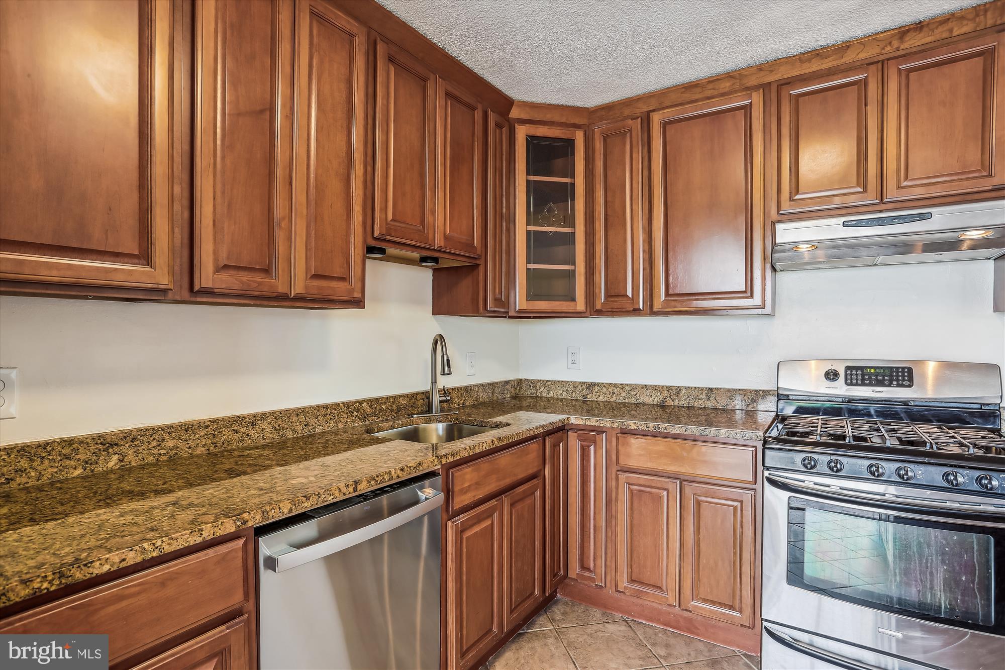 1121 University Blvd W #804-B