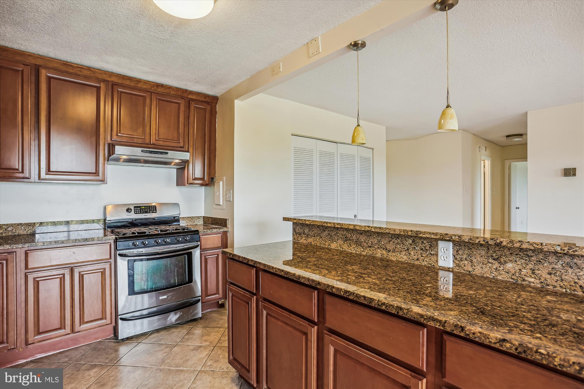 1121 University Blvd W #804-B