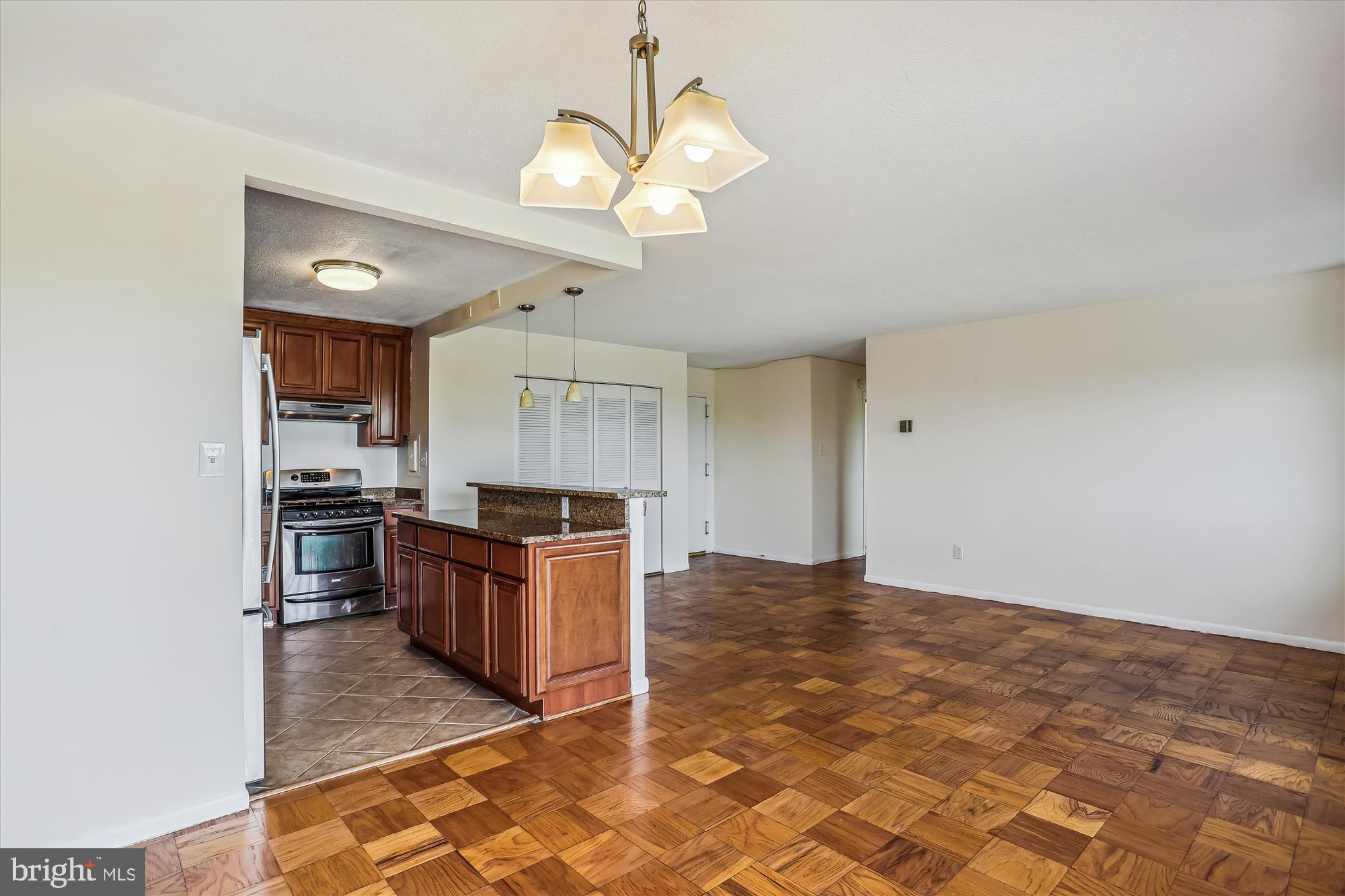 1121 University Blvd W #804-B