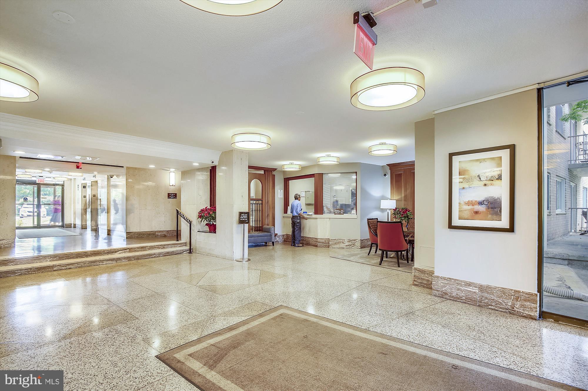 1121 University Blvd W #804-B