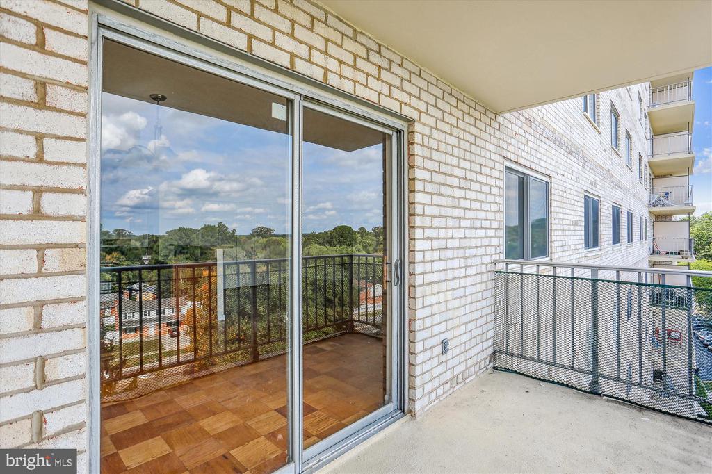 1121 University Blvd W #804-B