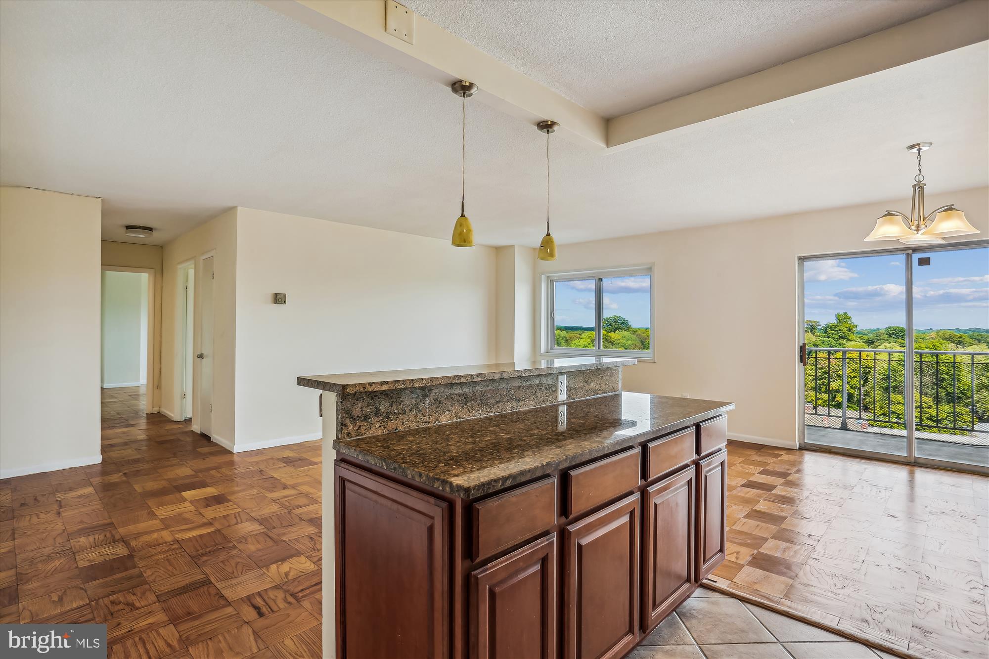 1121 University Blvd W #804-B