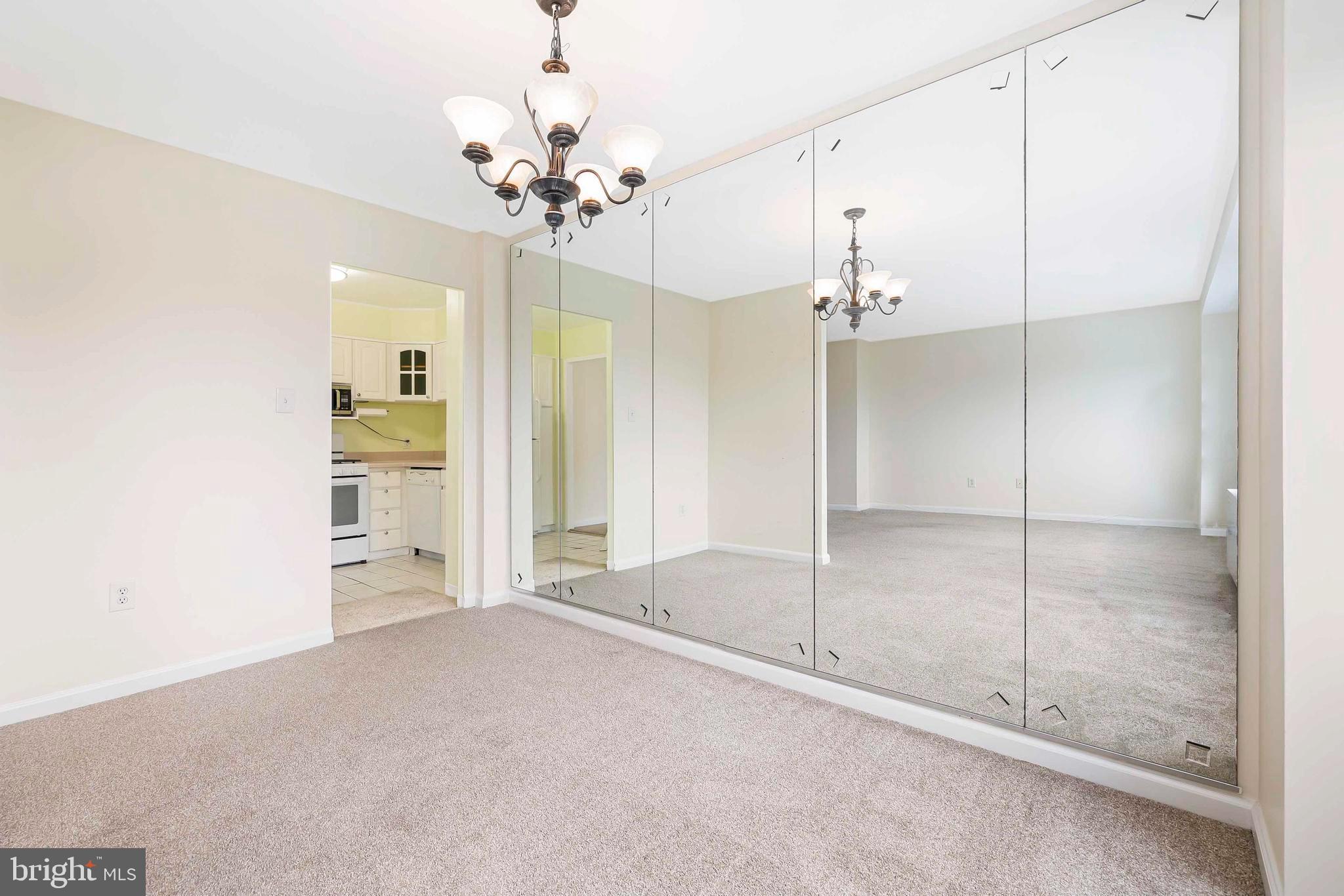 1111 UNIVERSITY BLVD W #907