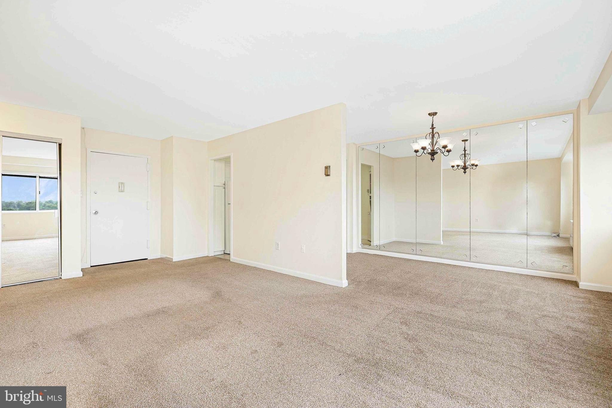 1111 UNIVERSITY BLVD W #907