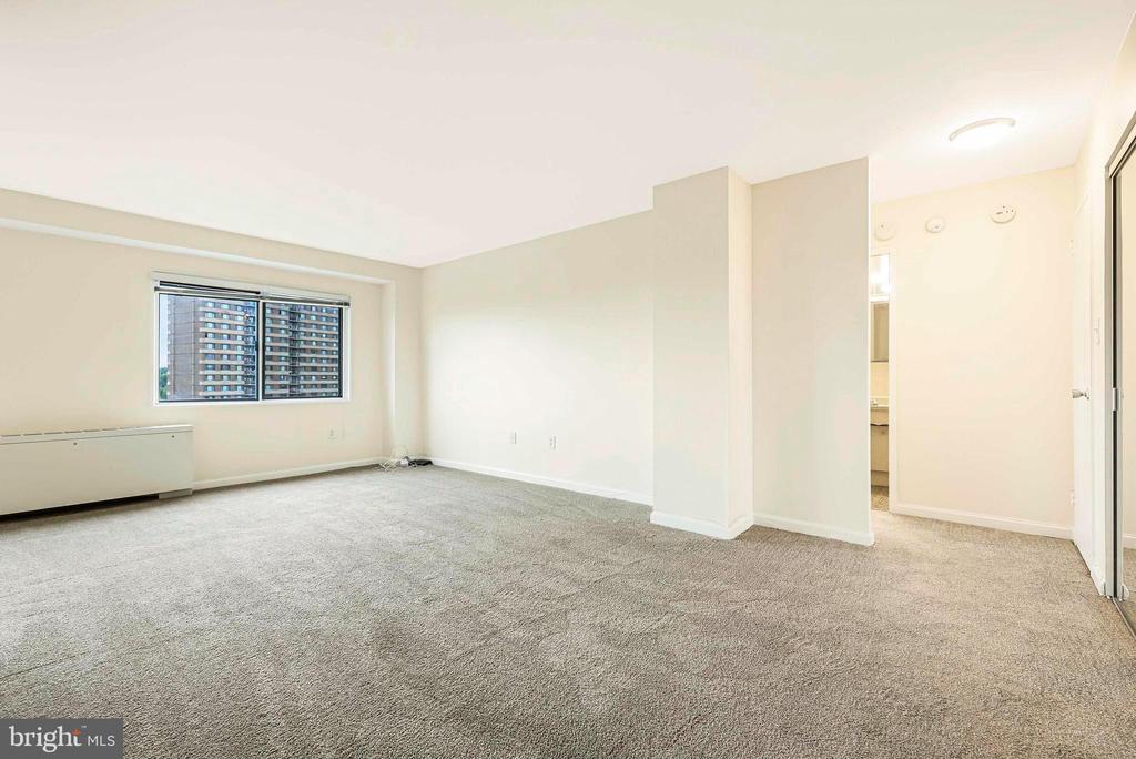 1111 UNIVERSITY BLVD W #907