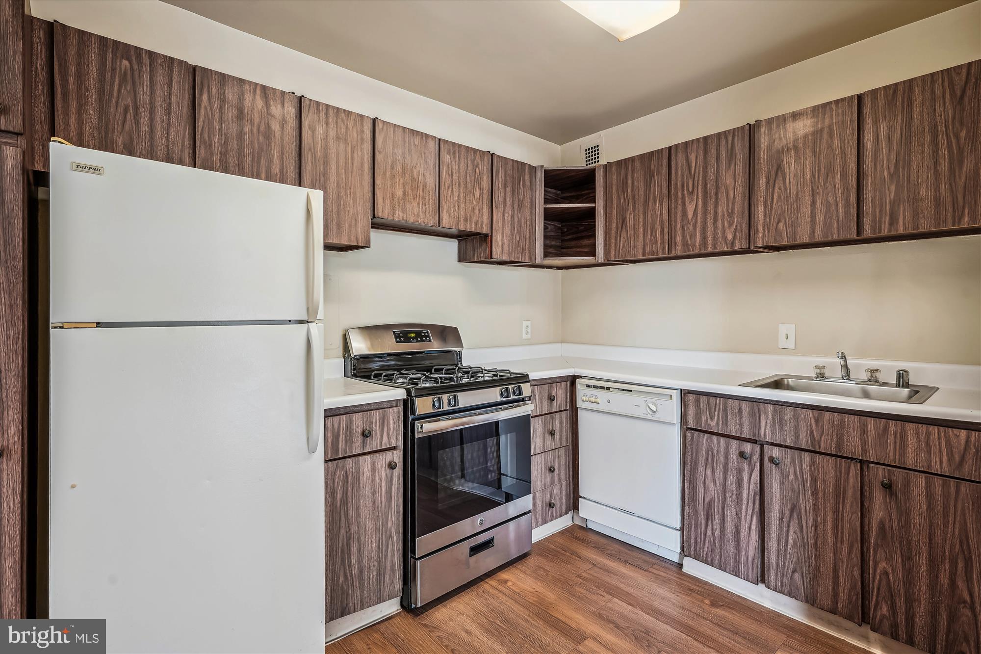 1111 University Blvd W #507