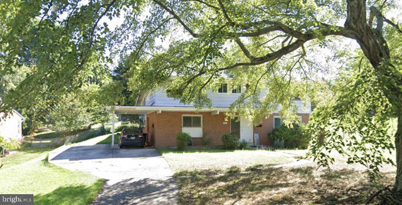 11521 Charlton