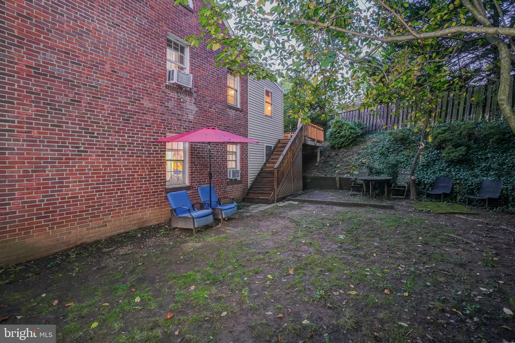 903 Erie Ave