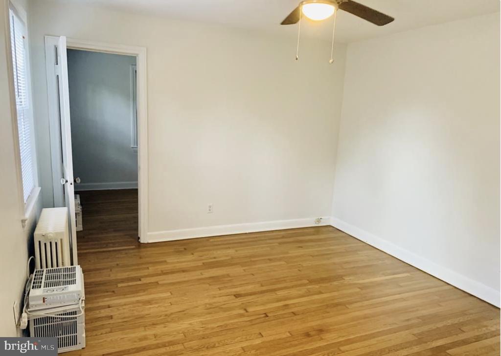 903 Erie Ave