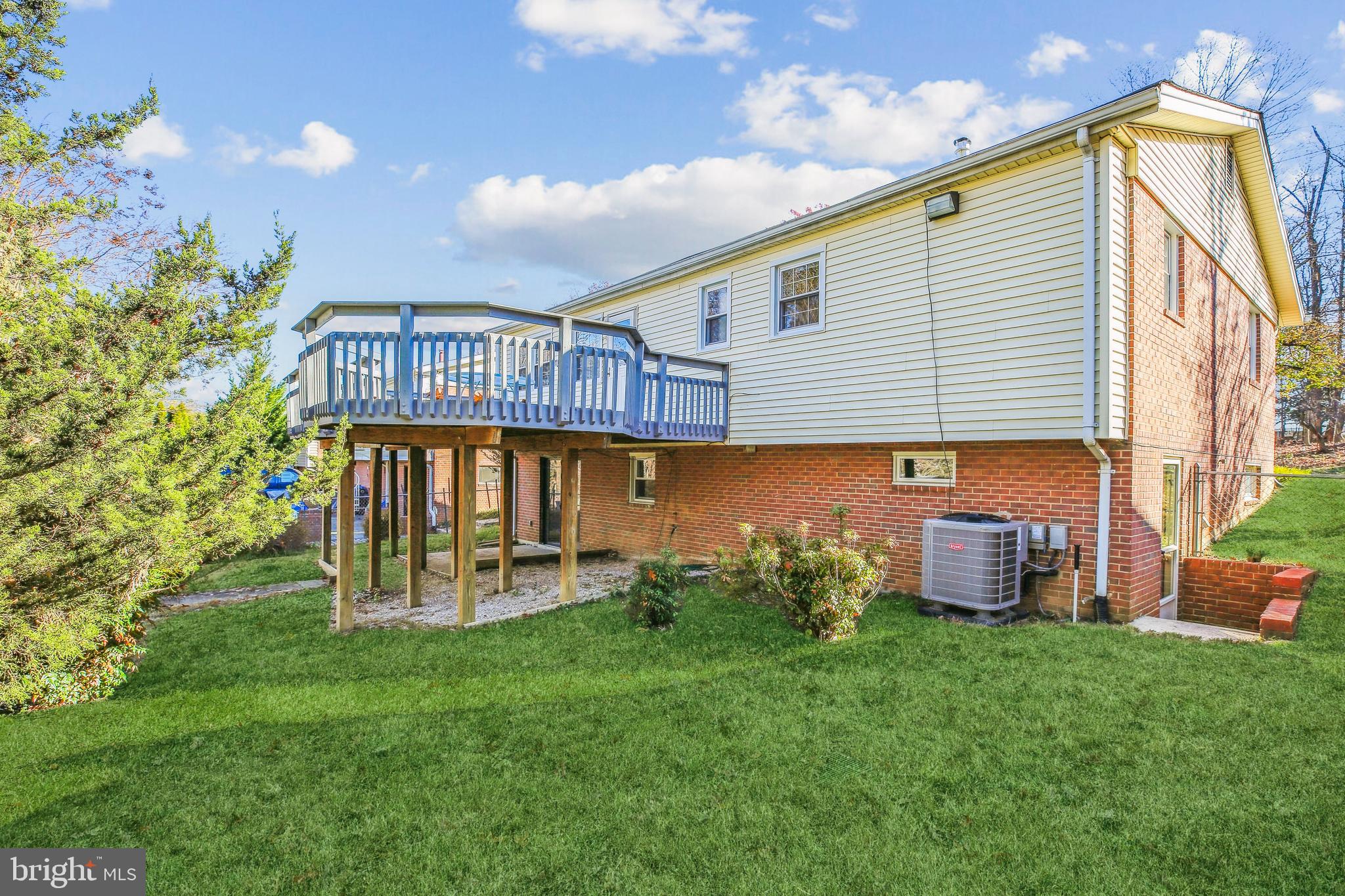 713 Northwood Ter