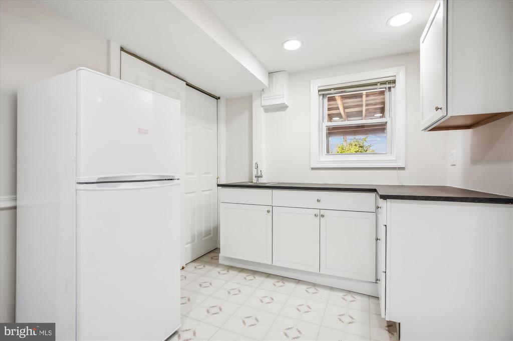 713 Northwood Ter