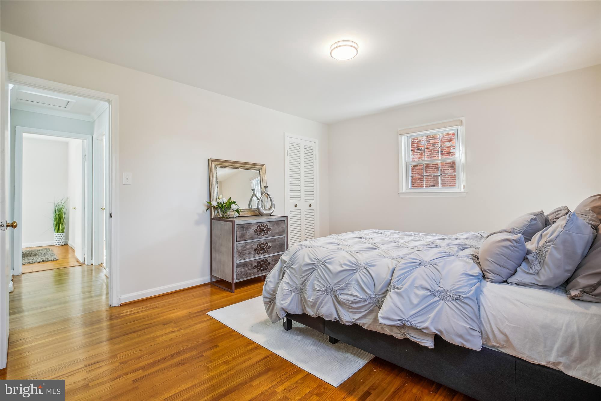 713 Northwood Ter