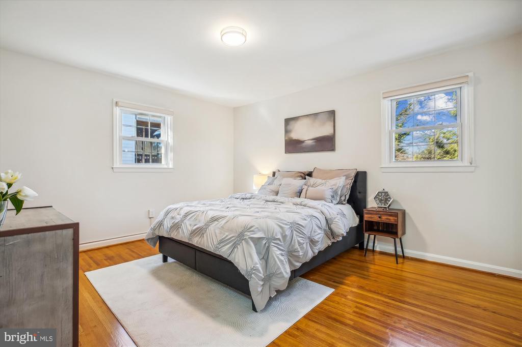 713 Northwood Ter