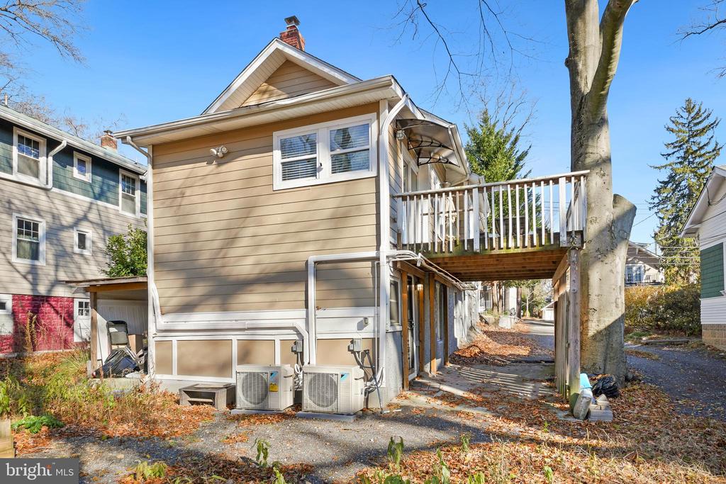 7314 Flower Ave