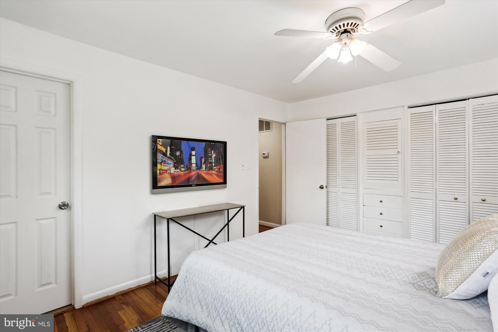 102 Bluff Ter