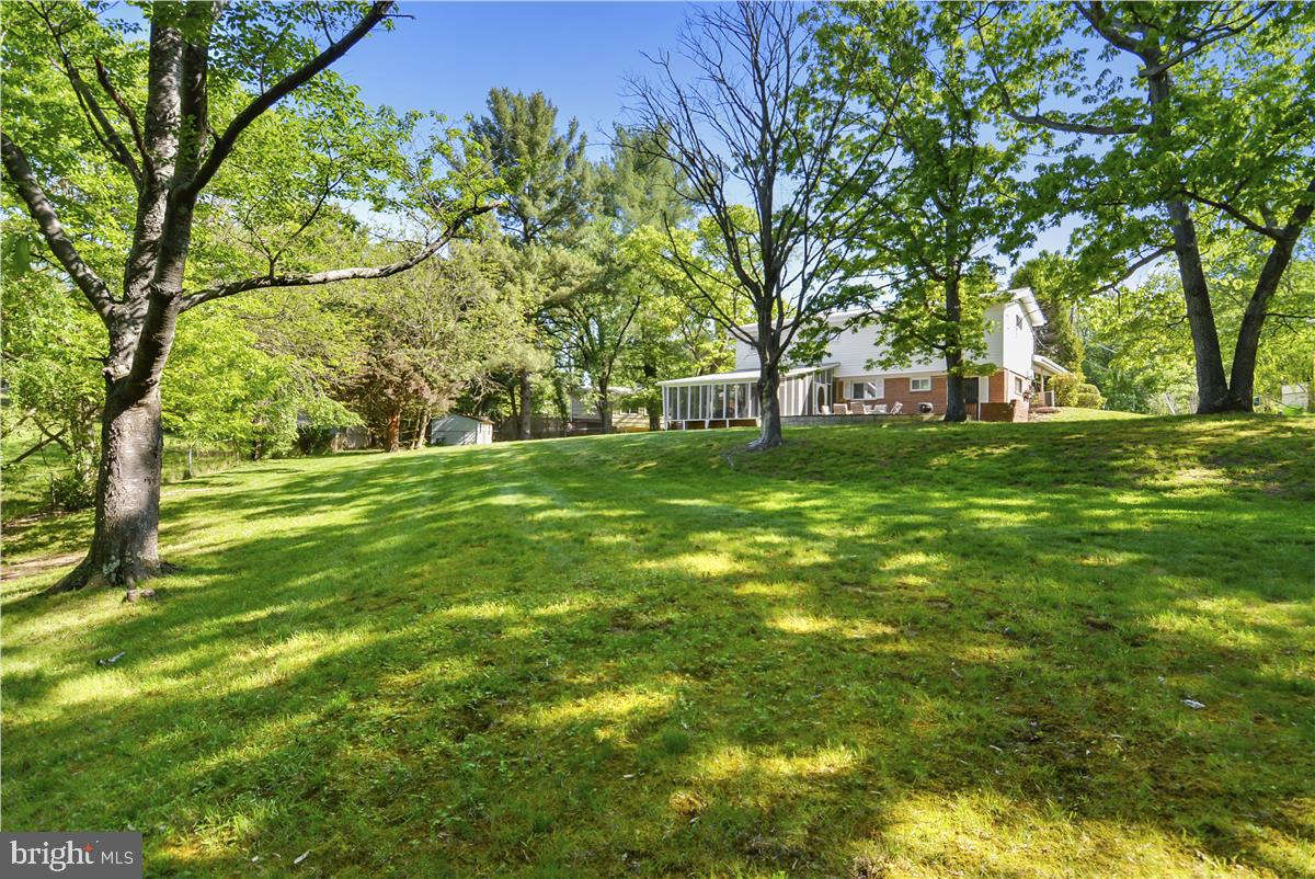 102 Bluff Ter