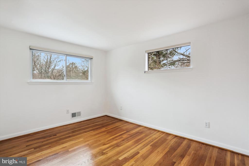 102 Bluff Ter