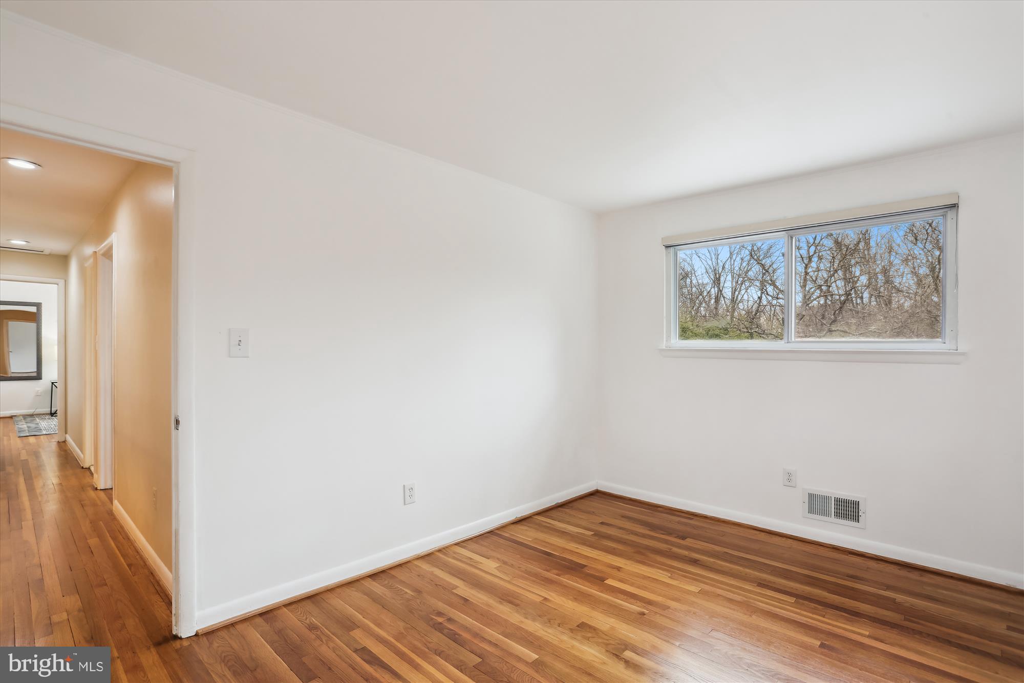 102 Bluff Ter