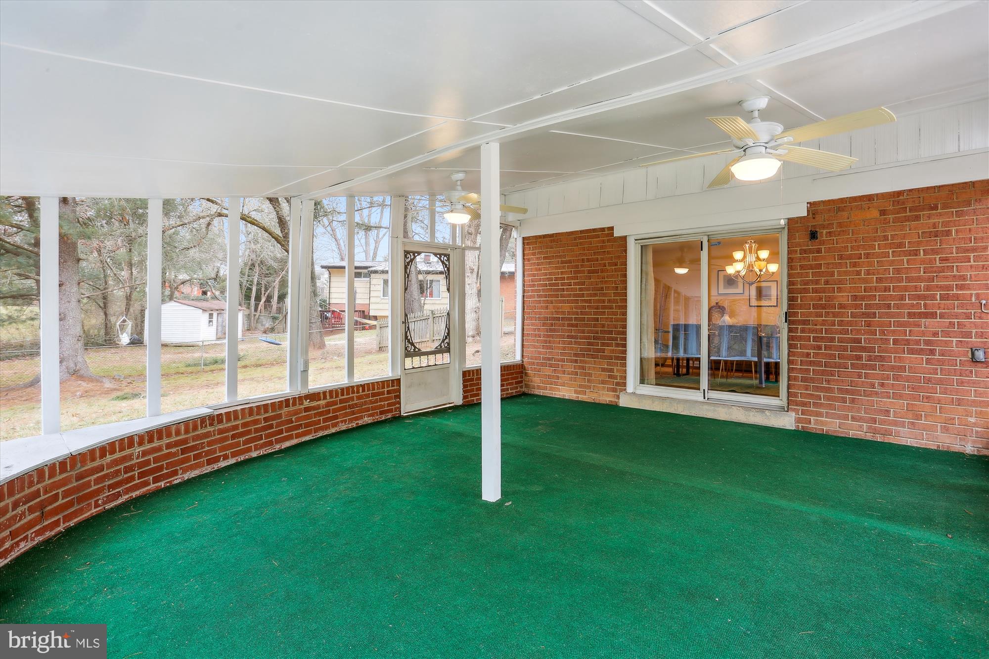 102 Bluff Ter