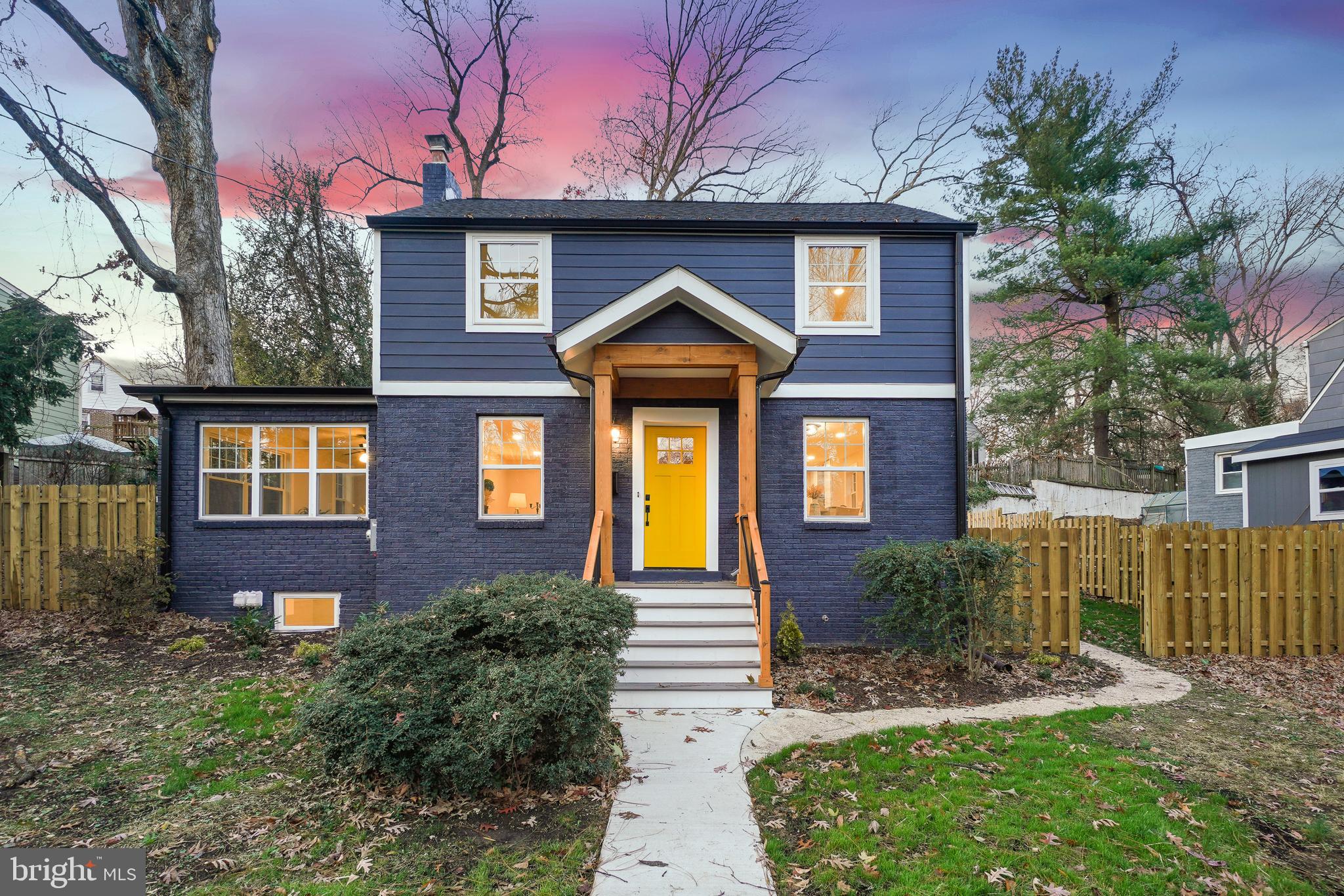 916 Glaizewood Ave