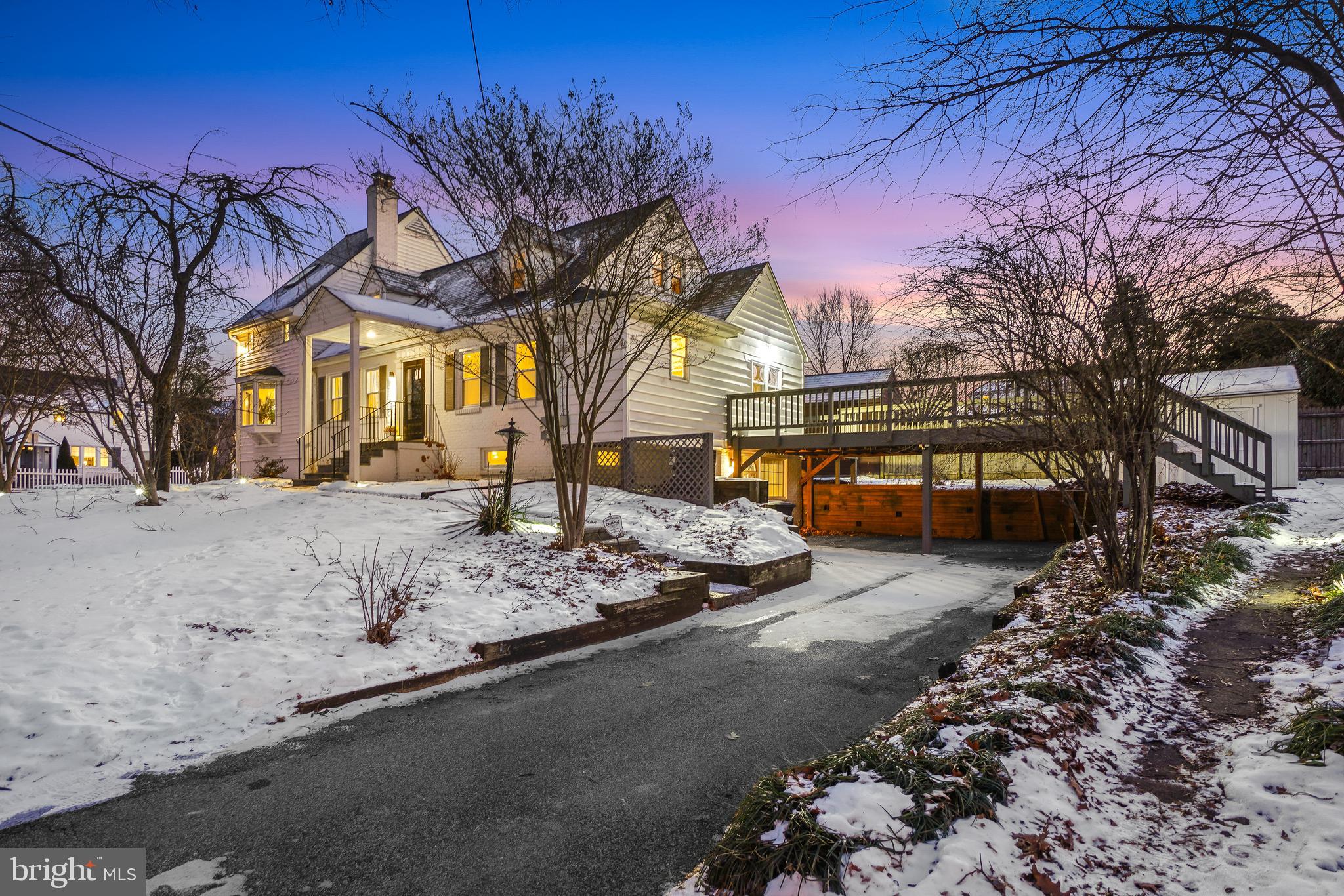 613 Pershing Dr