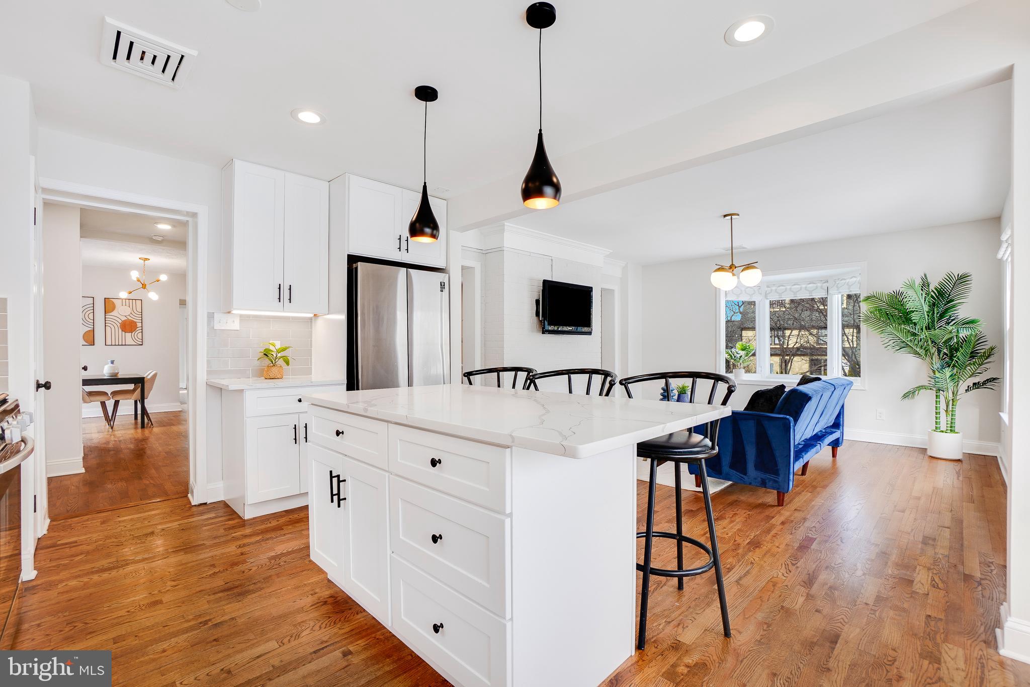 613 Pershing Dr