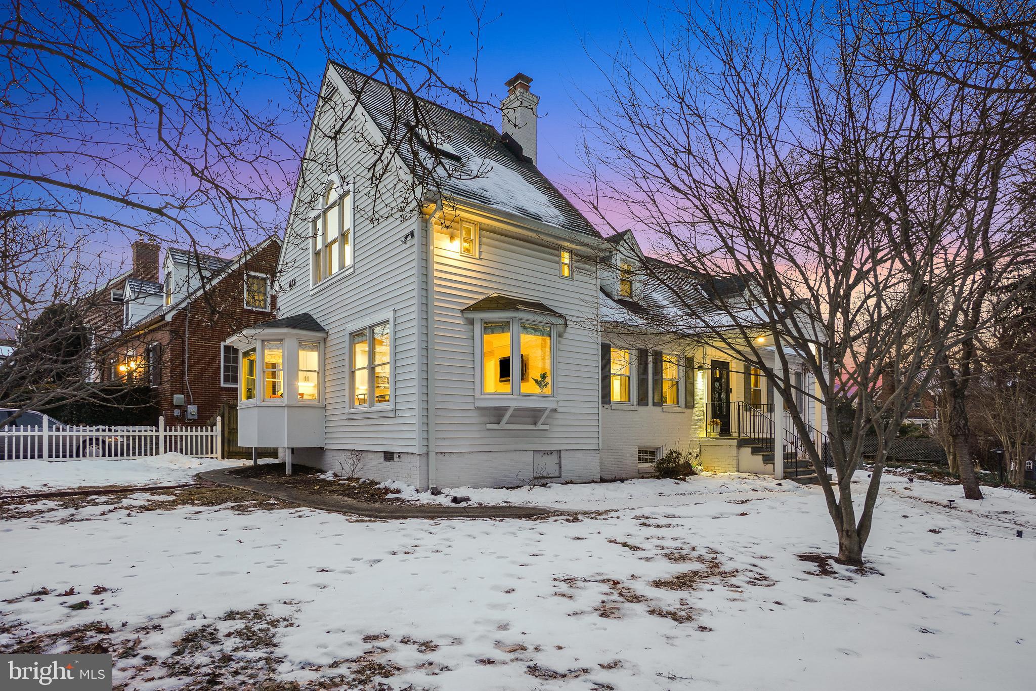 613 Pershing Dr