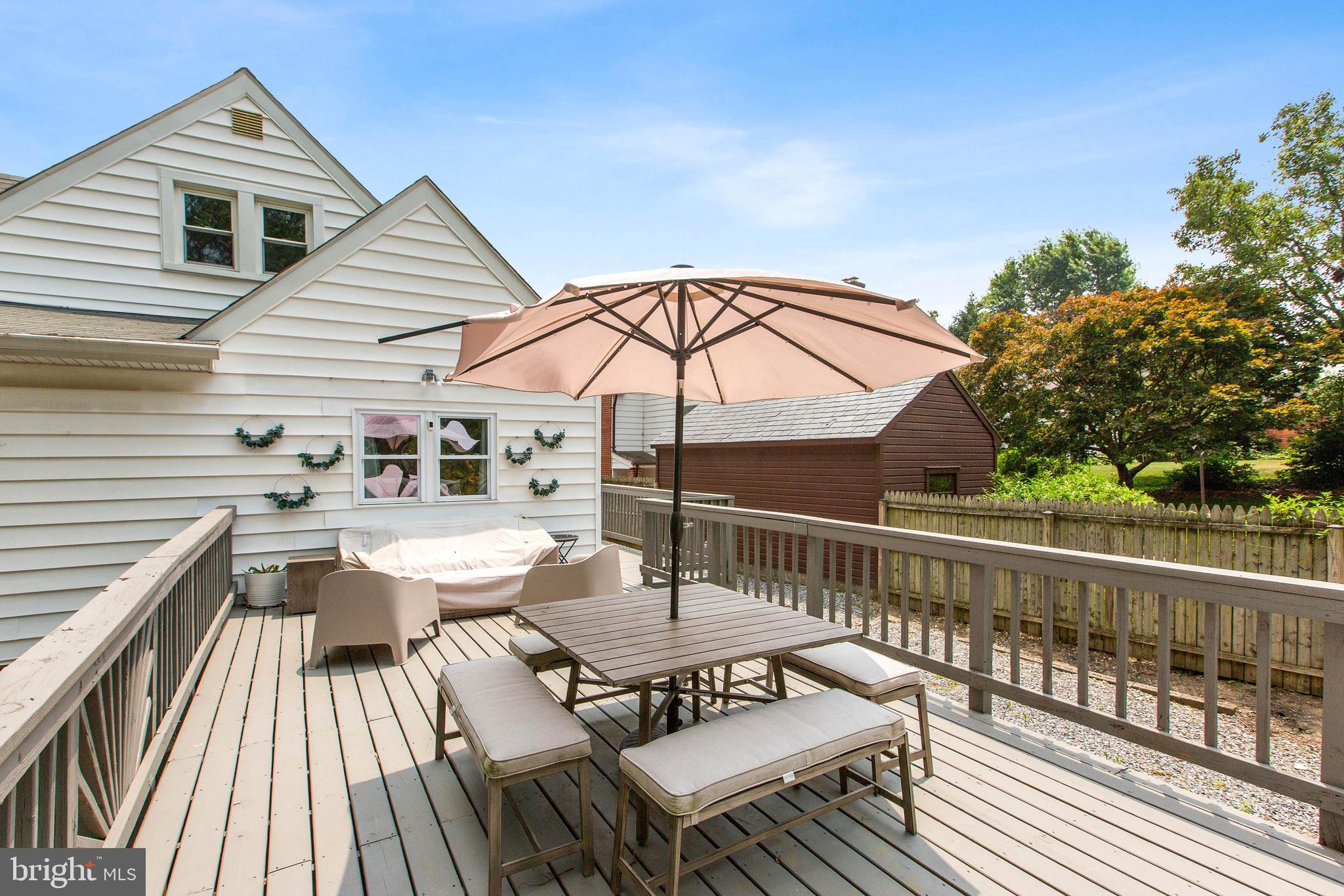 613 Pershing Dr