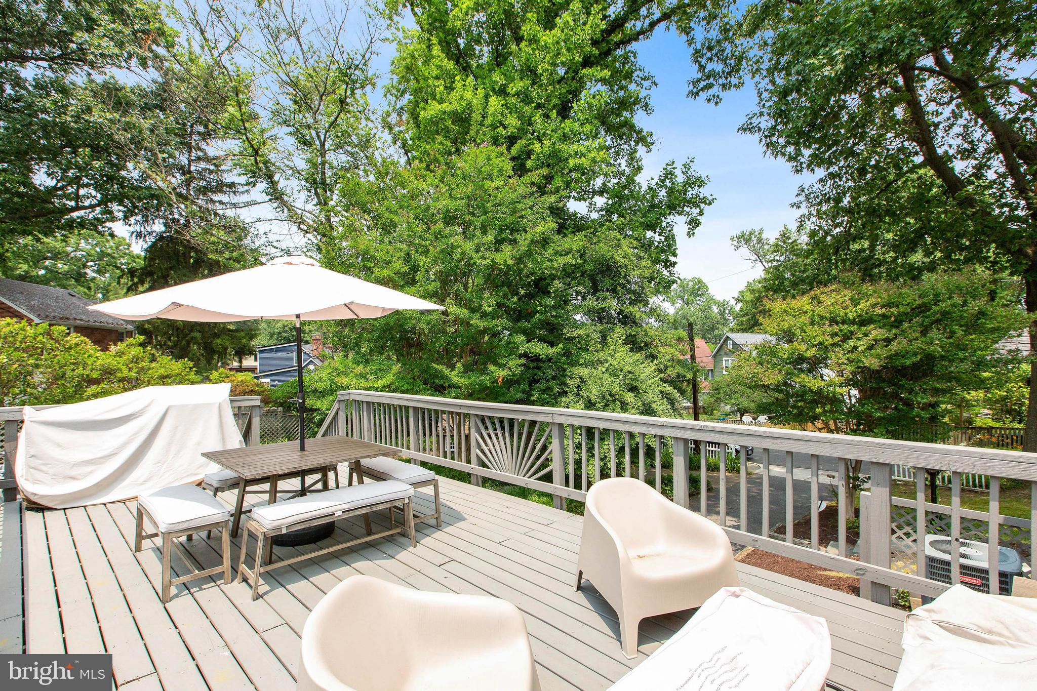 613 Pershing Dr