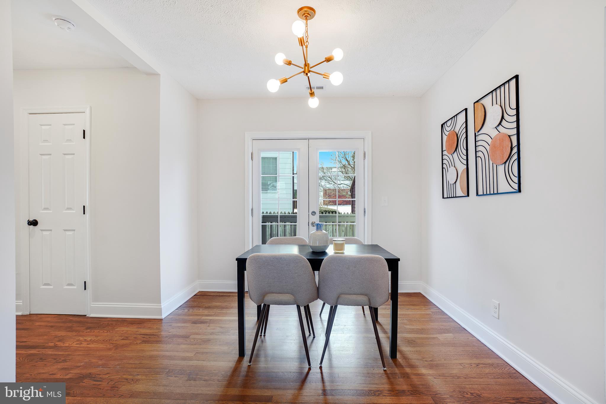 613 Pershing Dr