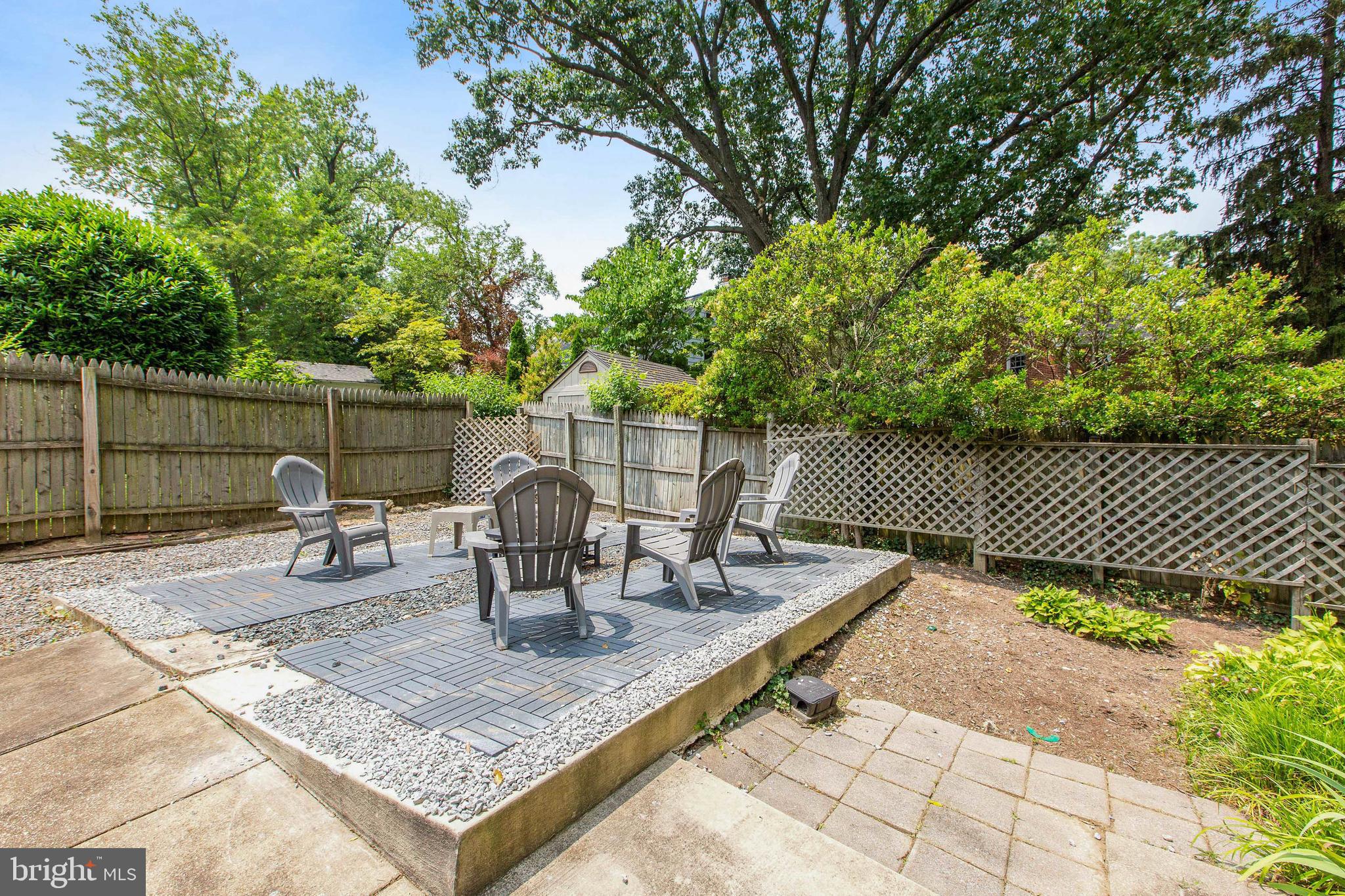 613 Pershing Dr