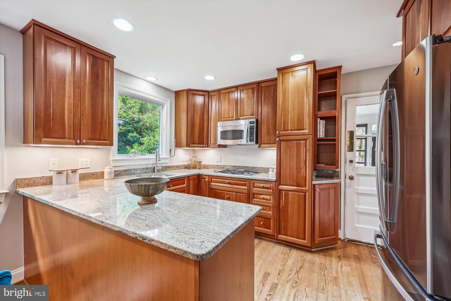 926 Clintwood Dr