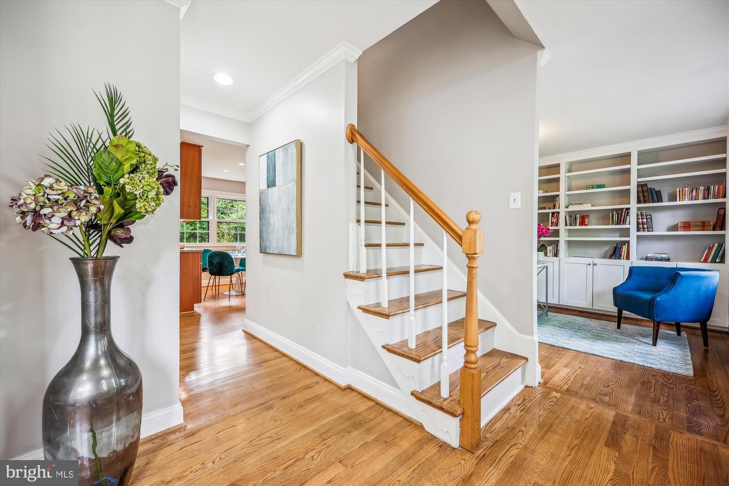 926 Clintwood Dr