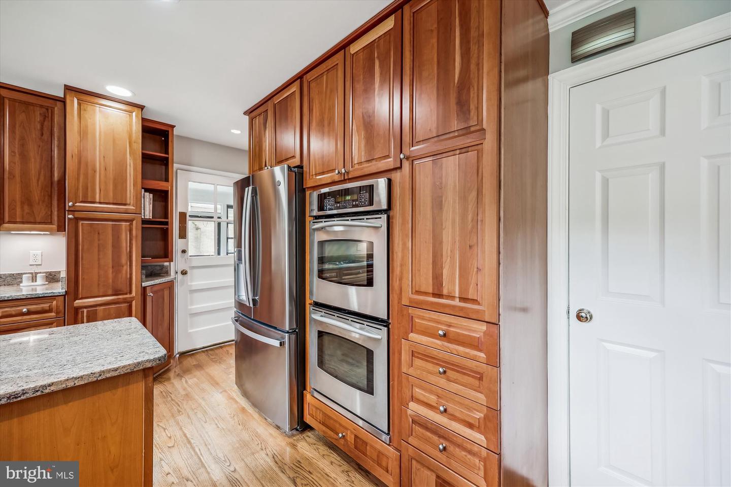 926 Clintwood Dr