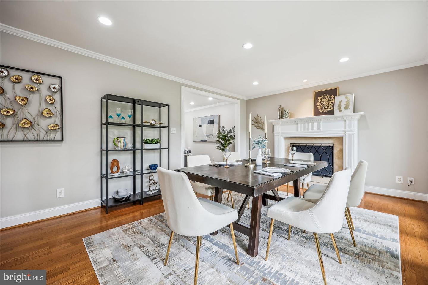 926 Clintwood Dr