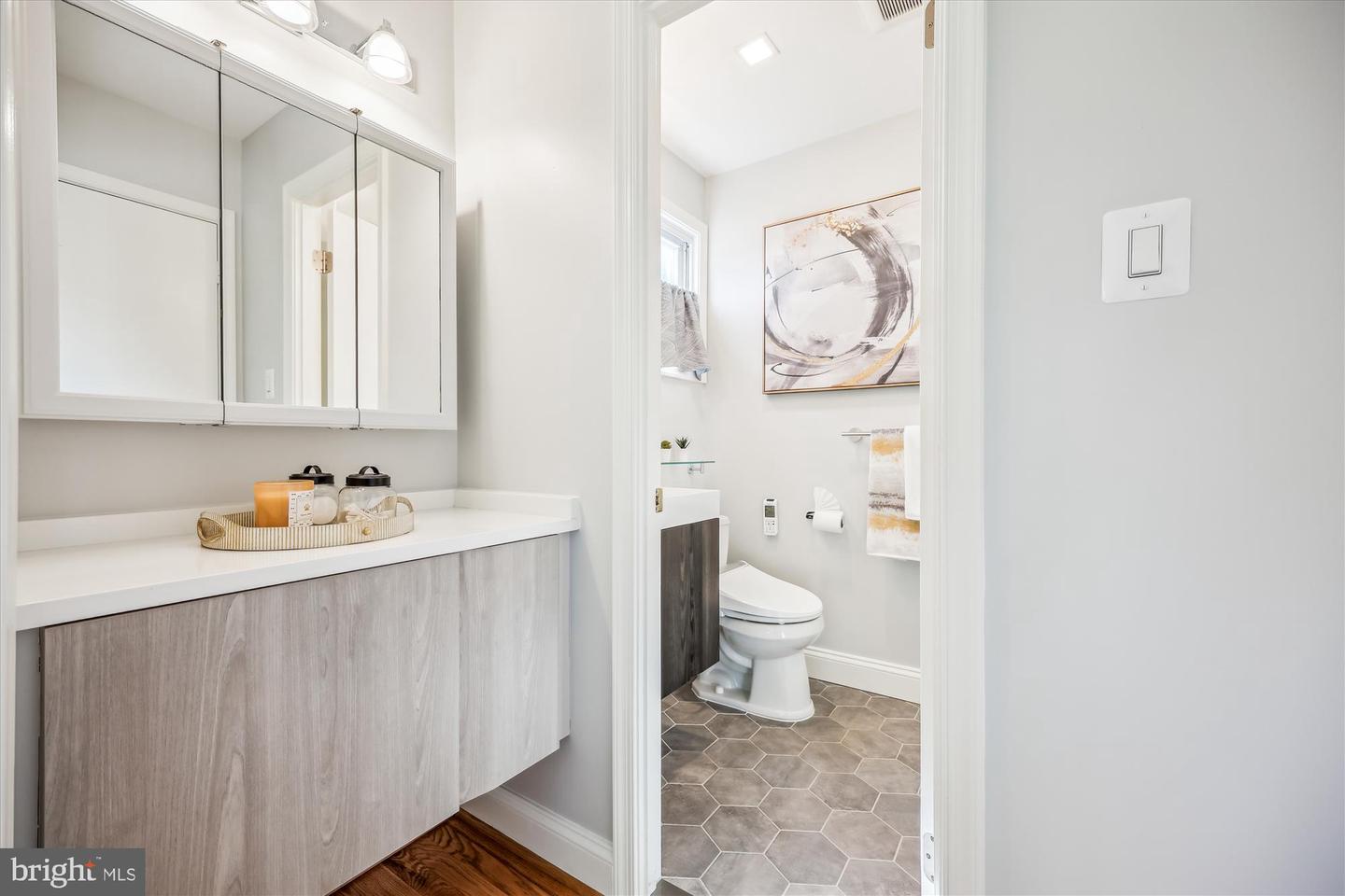 926 Clintwood Dr