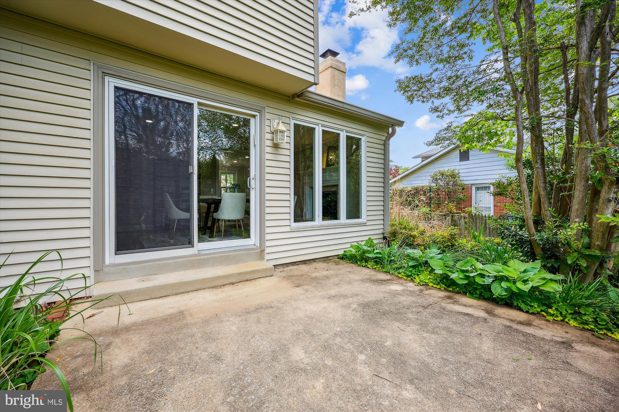 926 Clintwood Dr