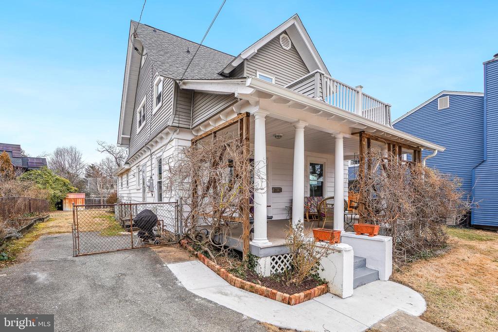 713 Ritchie Ave