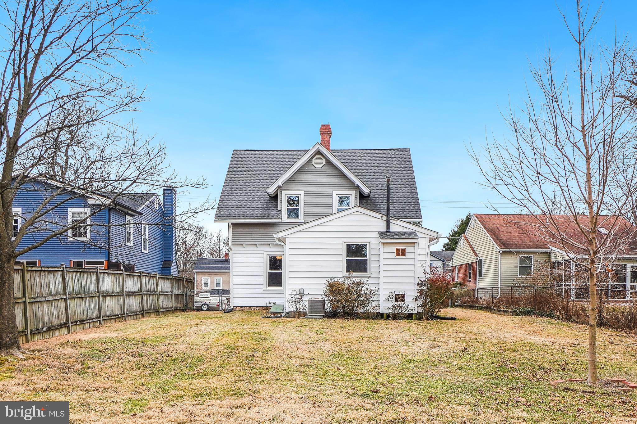 713 Ritchie Ave