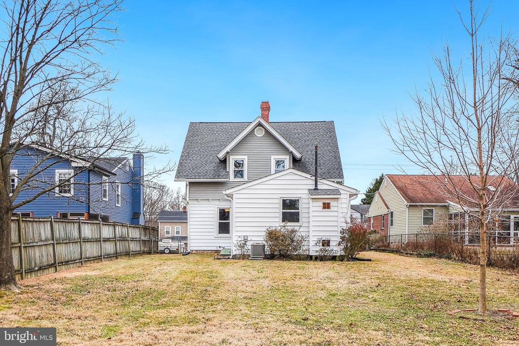 713 Ritchie Ave