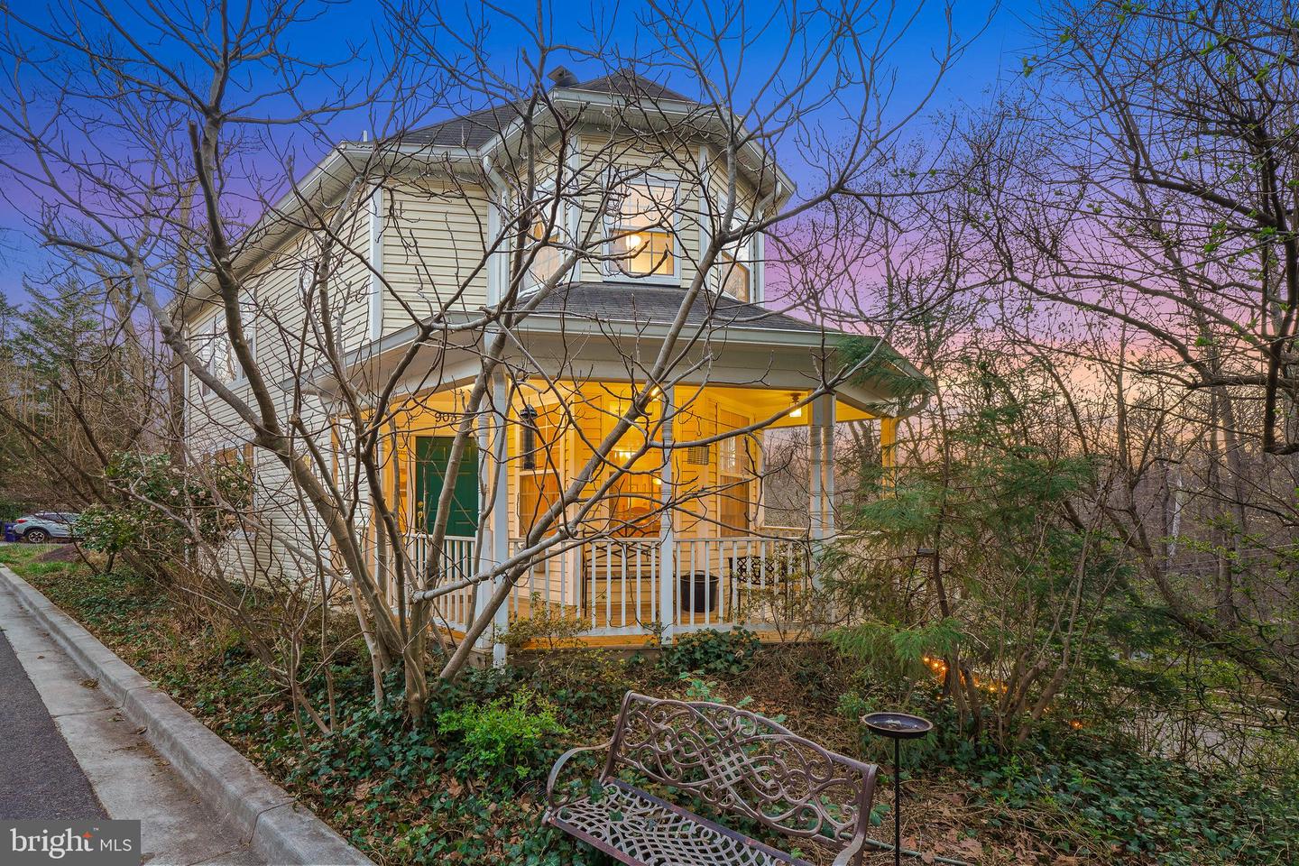 903 Heather Ave
