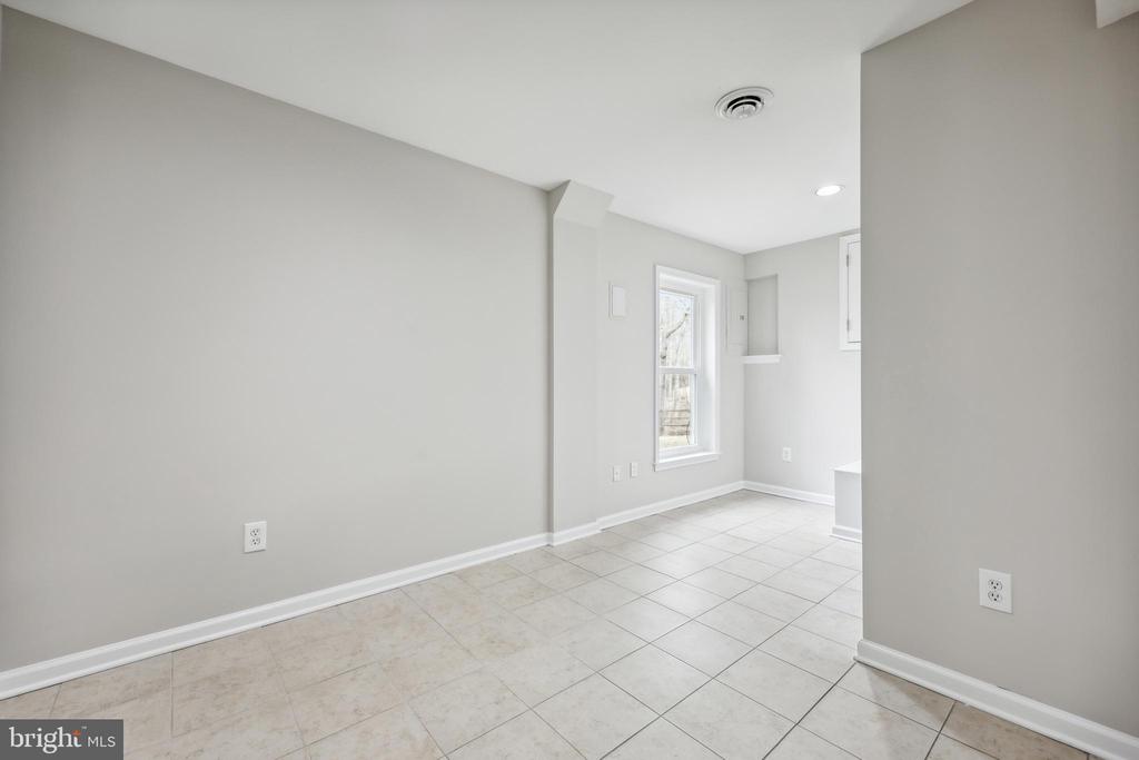 611 Somersworth Way