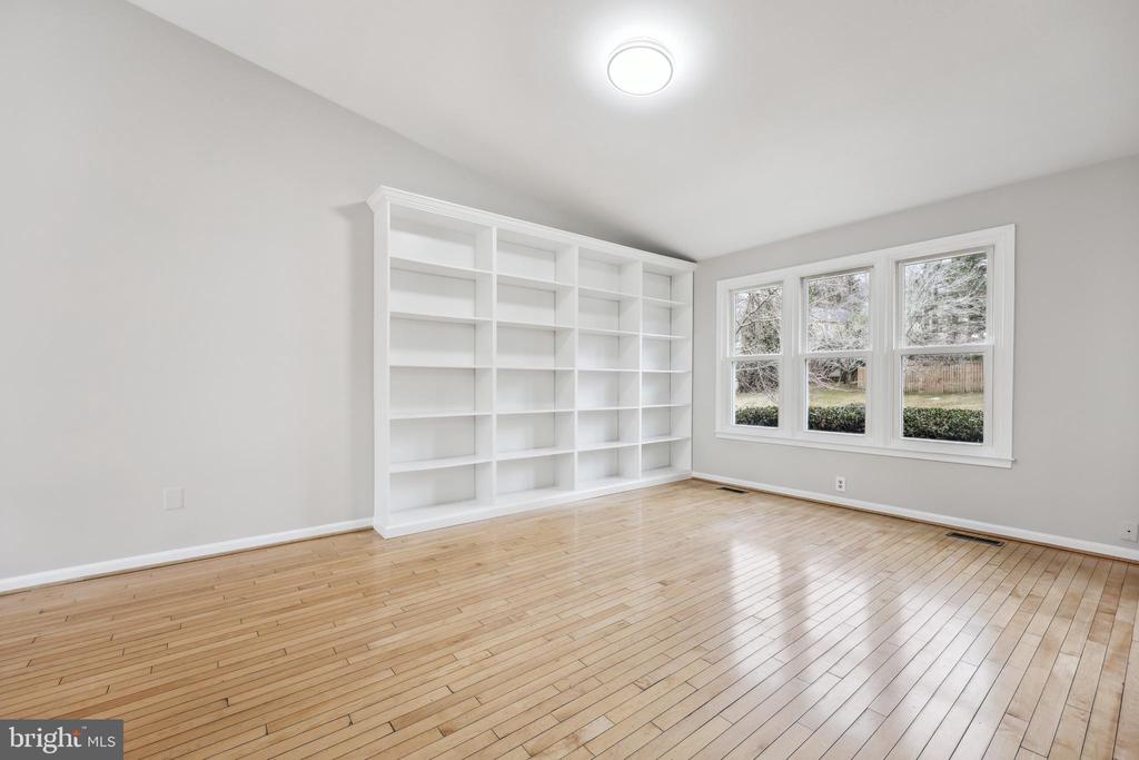 611 Somersworth Way