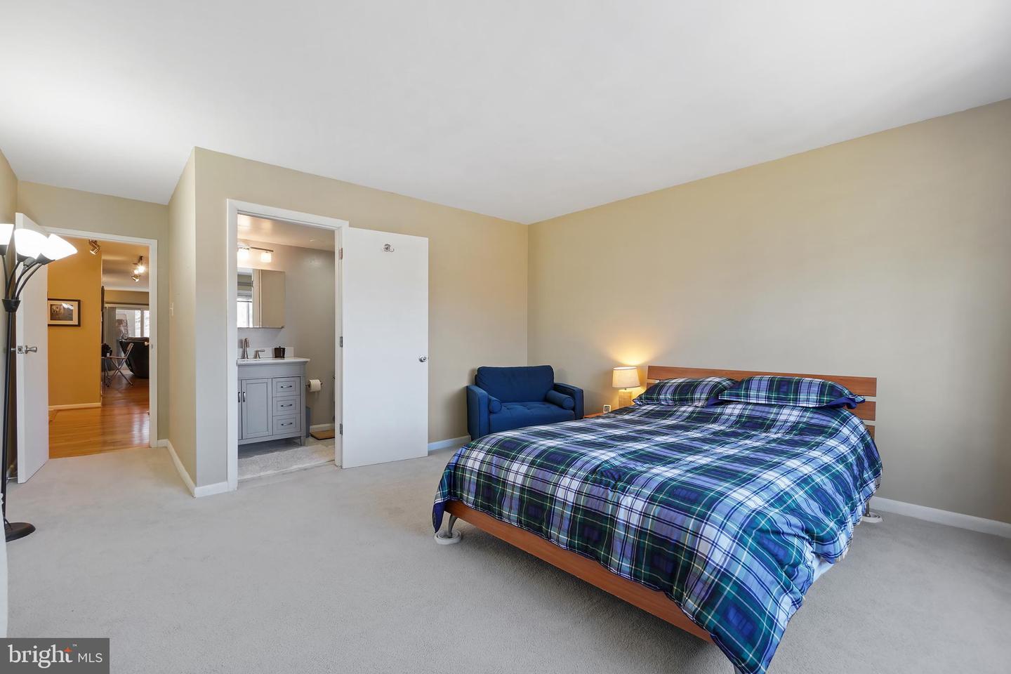 7420 Lakeview Dr #408w