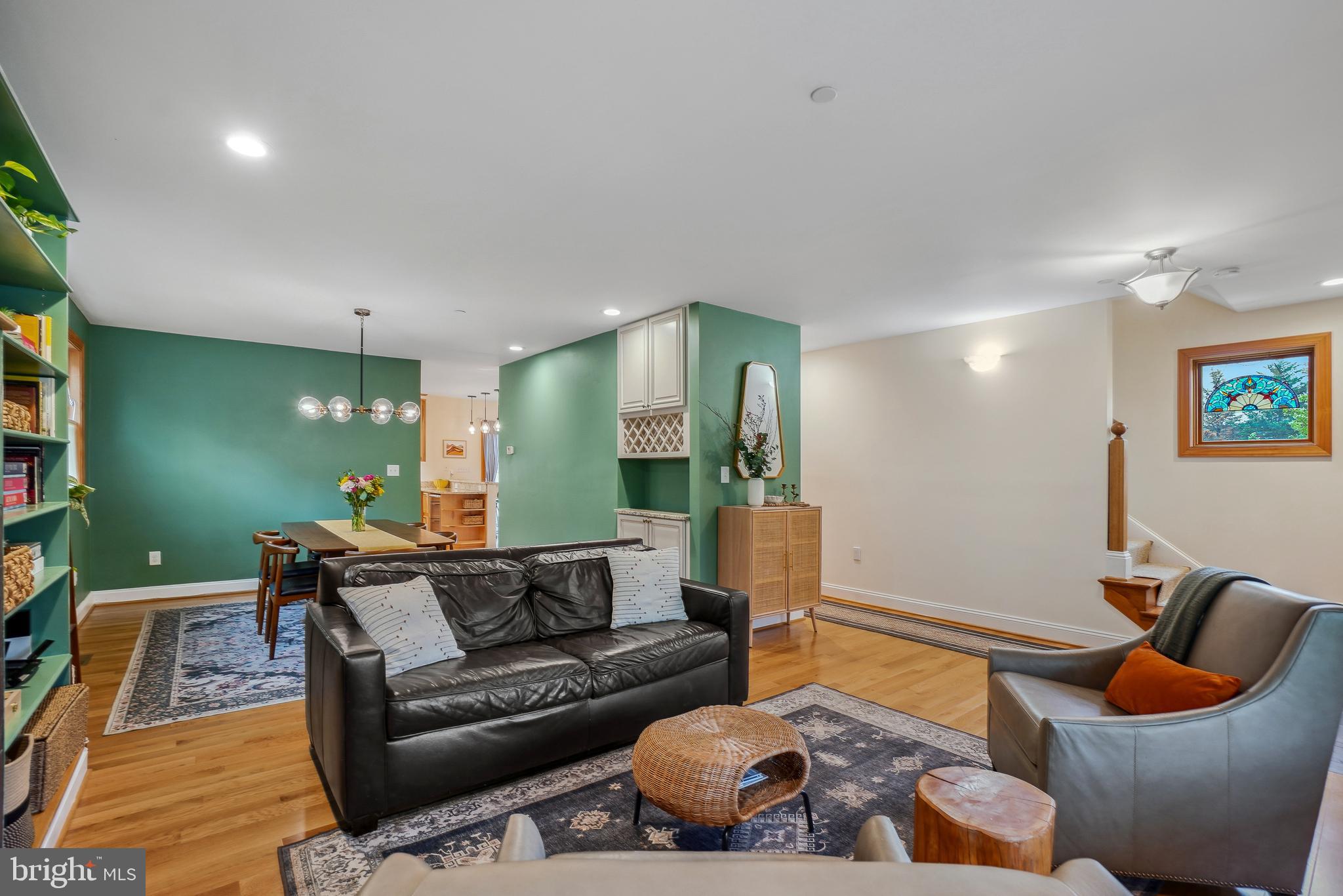 6405 Allegheny Ave