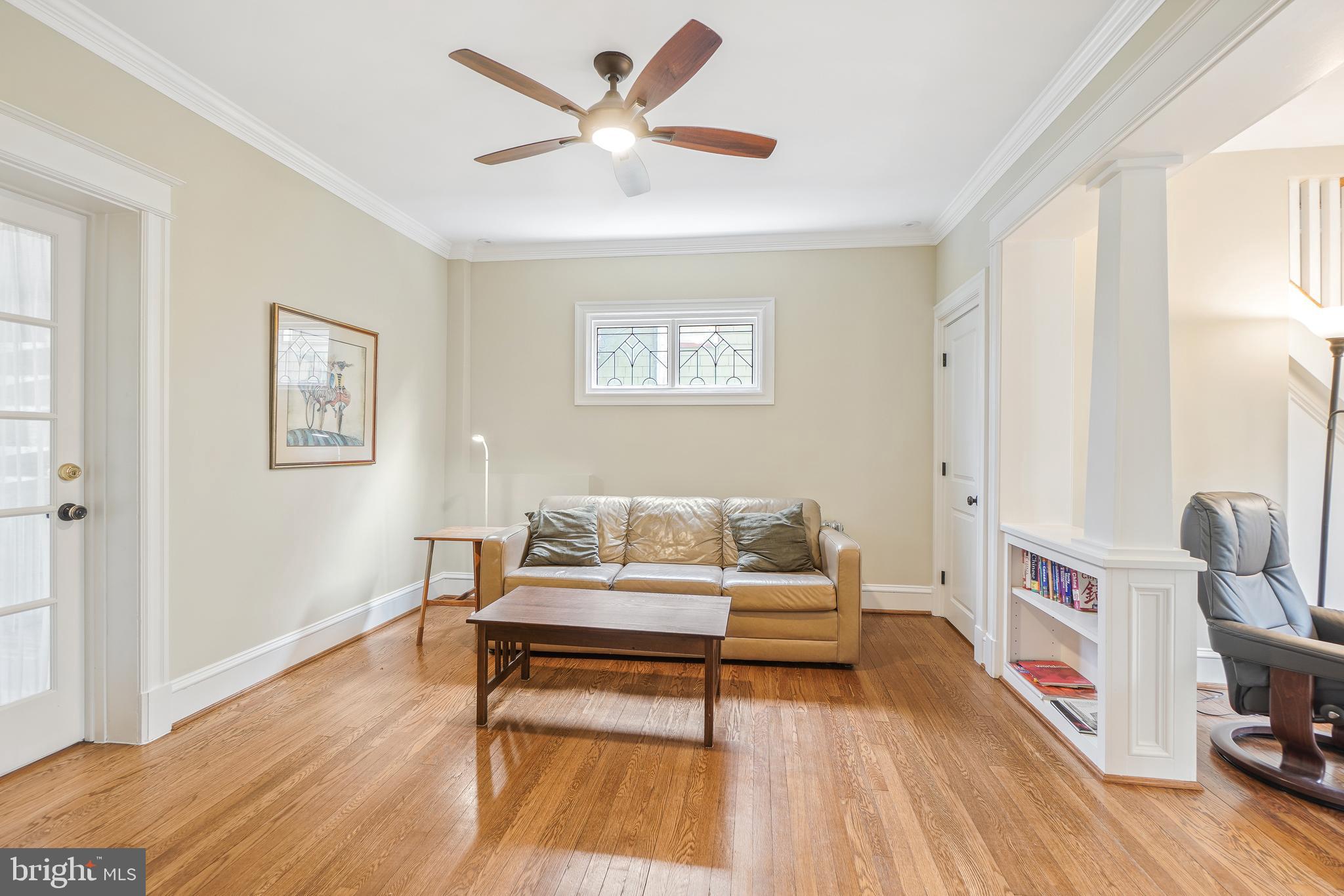 10 Jefferson Ave