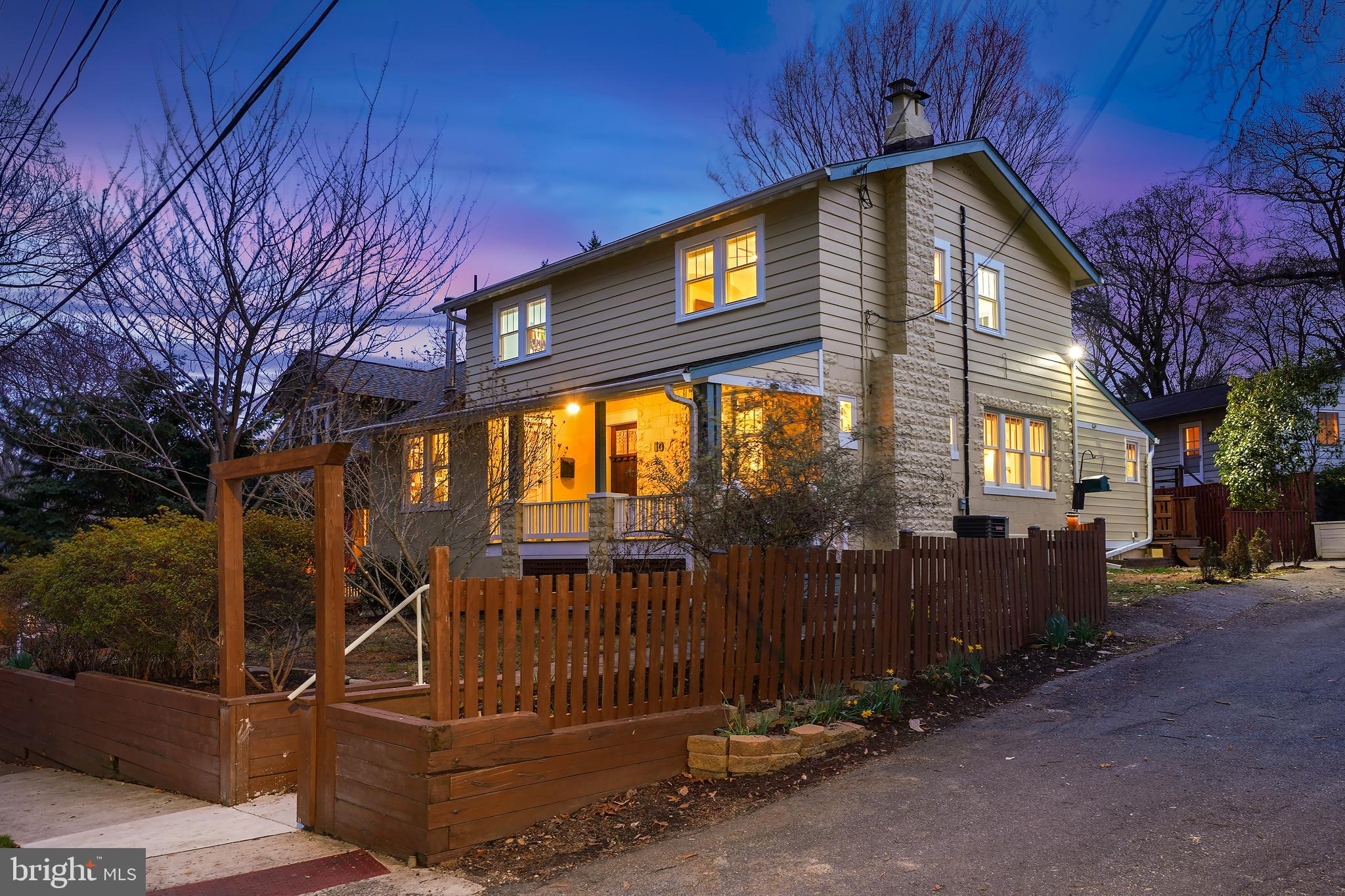 10 Jefferson Ave