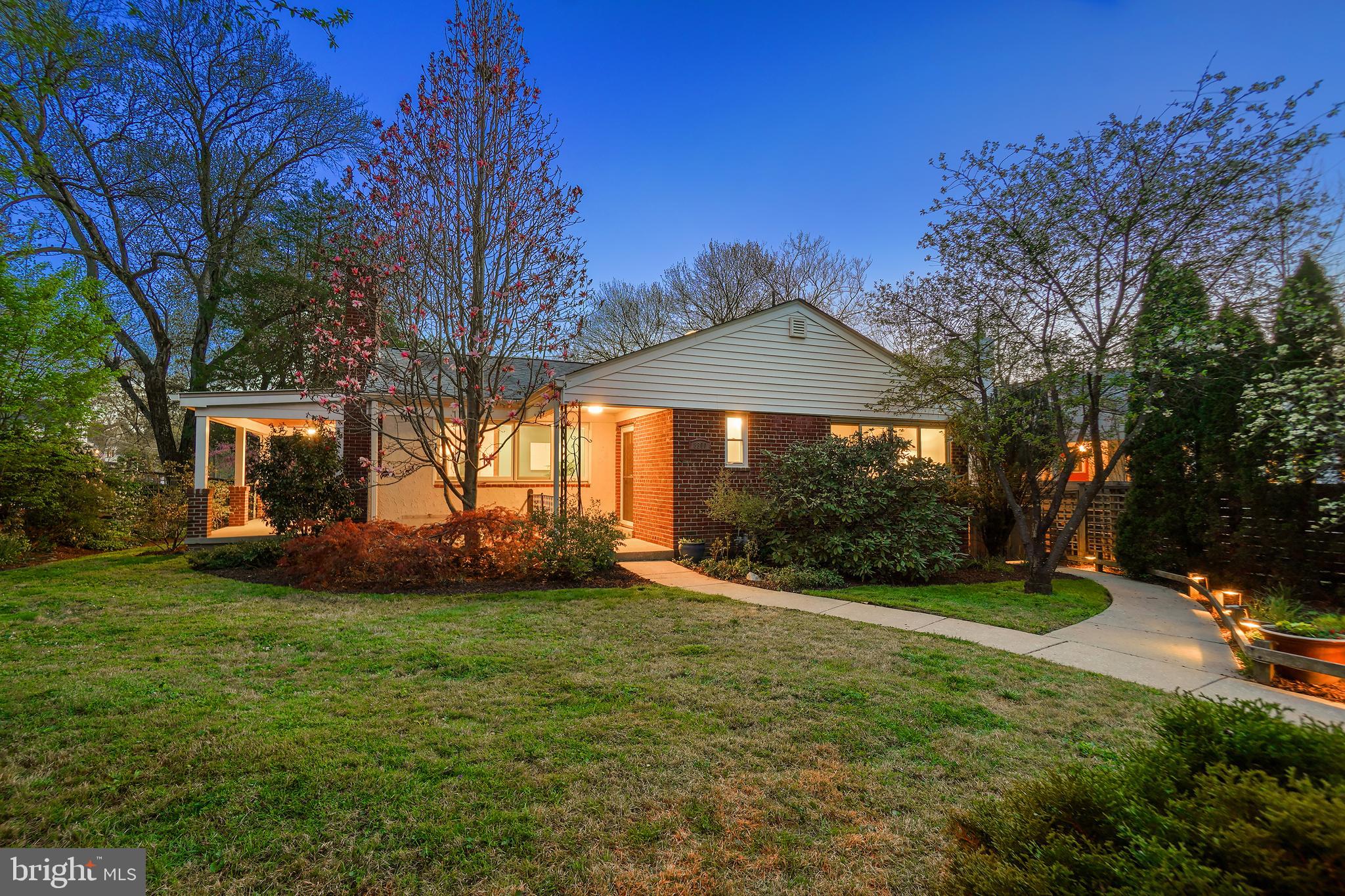 8600 Grubb Rd