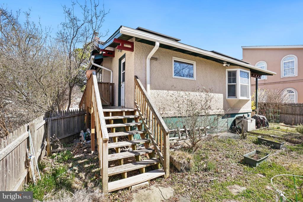 433 Ethan Allen Ave